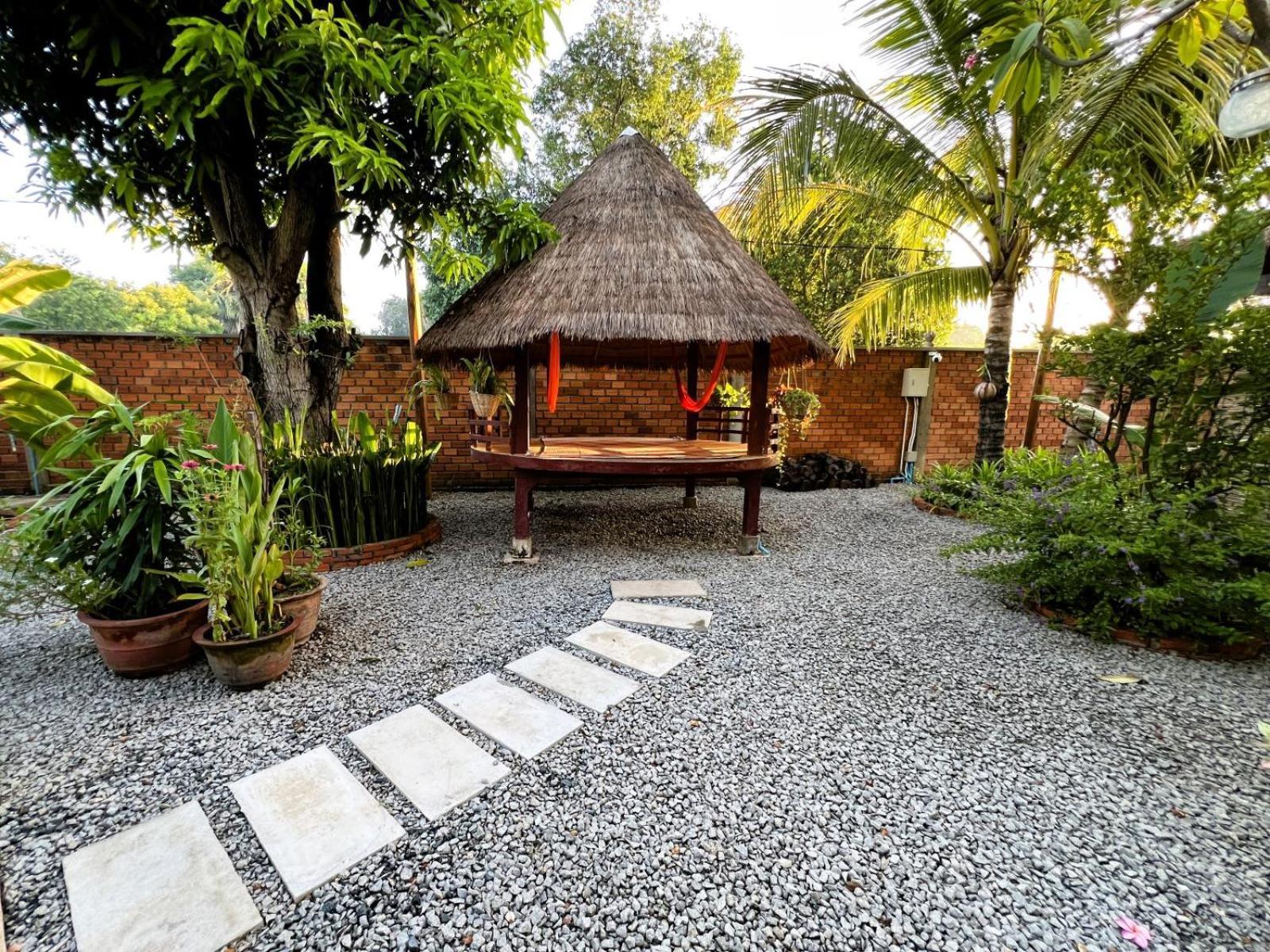 The Little Vegan Homestay Phumi Banteay Srei Extérieur photo
